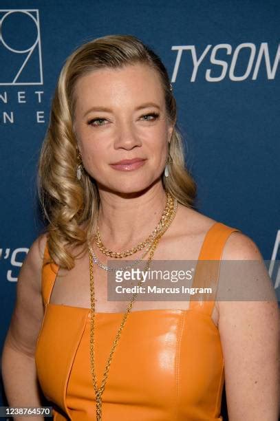 2,475 Amy Smart Photos Stock Photos & High